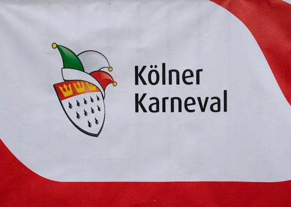 Pilihan Warna dari Jasa Cetak Spanduk Makanan Tercepat