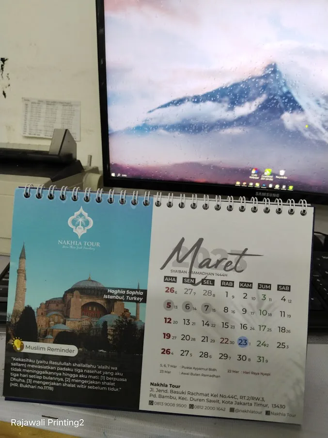 Kalender Meja